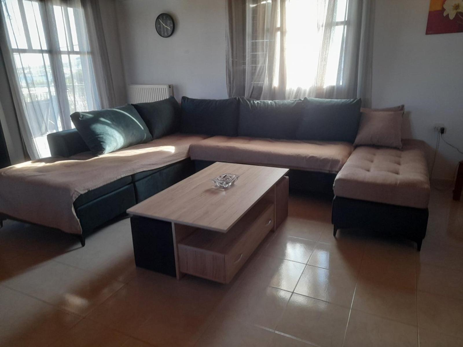Elena'S Family House Apartment อาร์เตมีดา ภายนอก รูปภาพ
